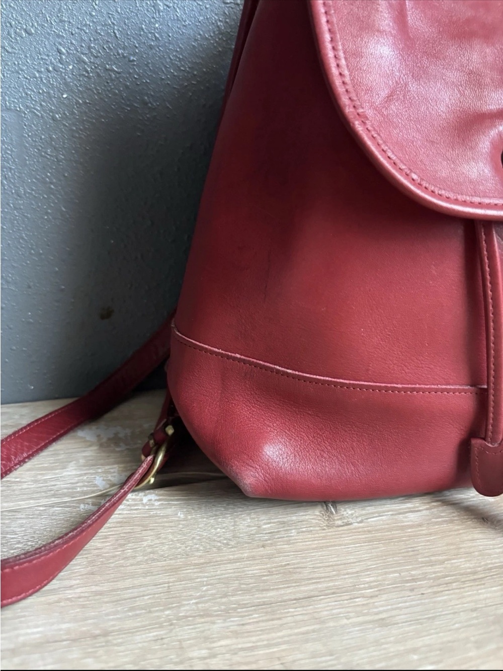 Vintage Coach 90s 9791 Red Leather Daypack Backpack - Picture 3 of 15